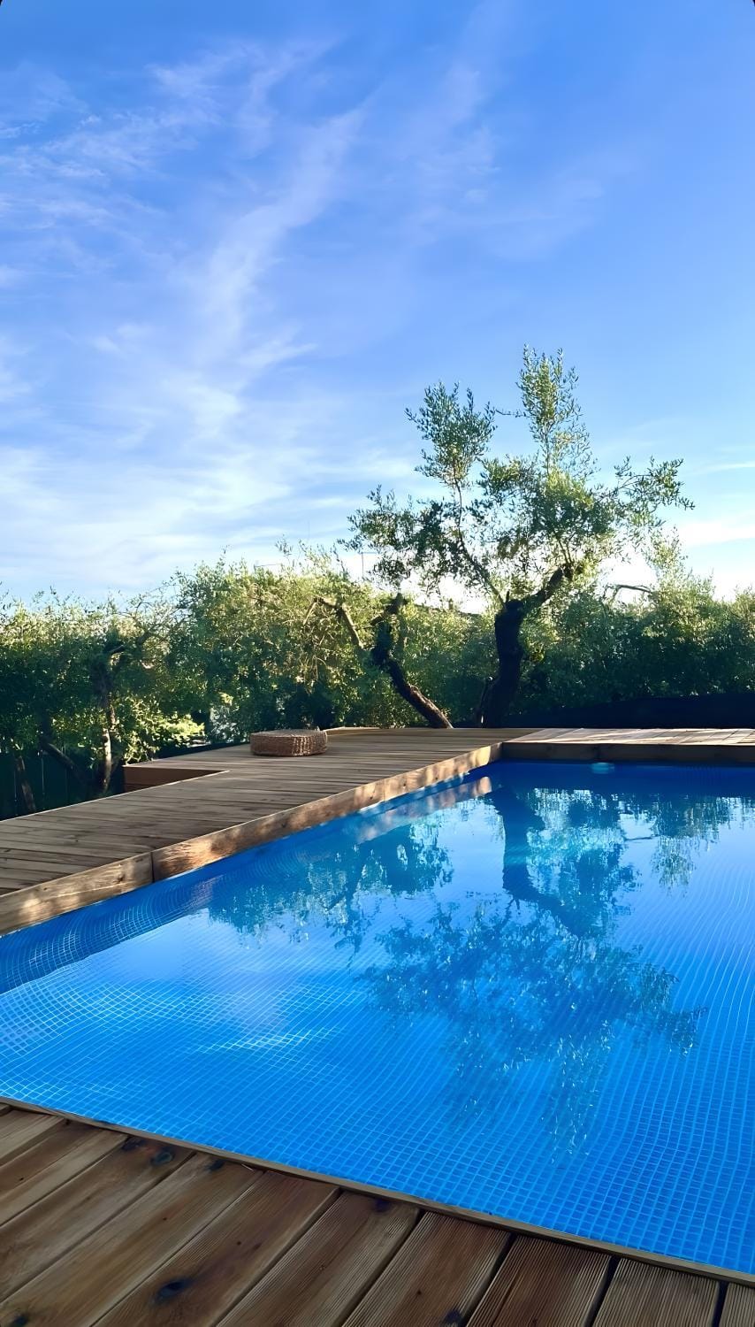 Property building, Swimming pool