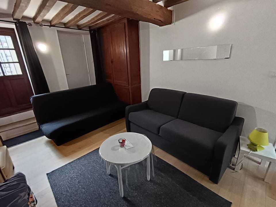 Le studio Aristide Apartment in Normandy
