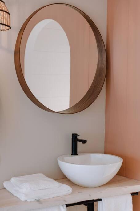 Chimay : La Chambre Blanche de la Grand Place Apartment in Wallonia, Belgium