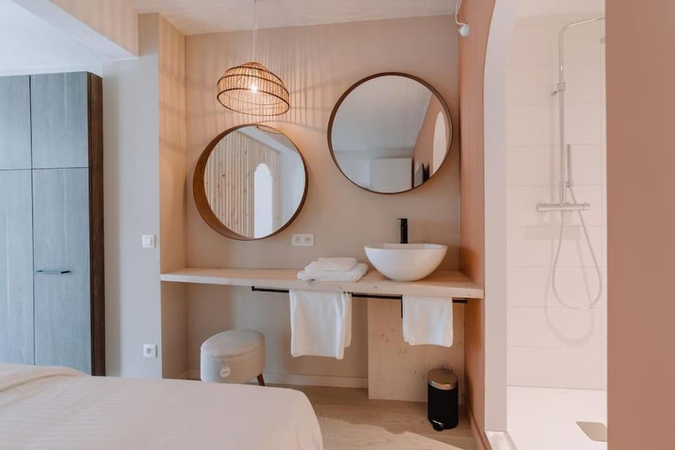 Chimay : La Chambre Blanche de la Grand Place Apartment in Wallonia, Belgium