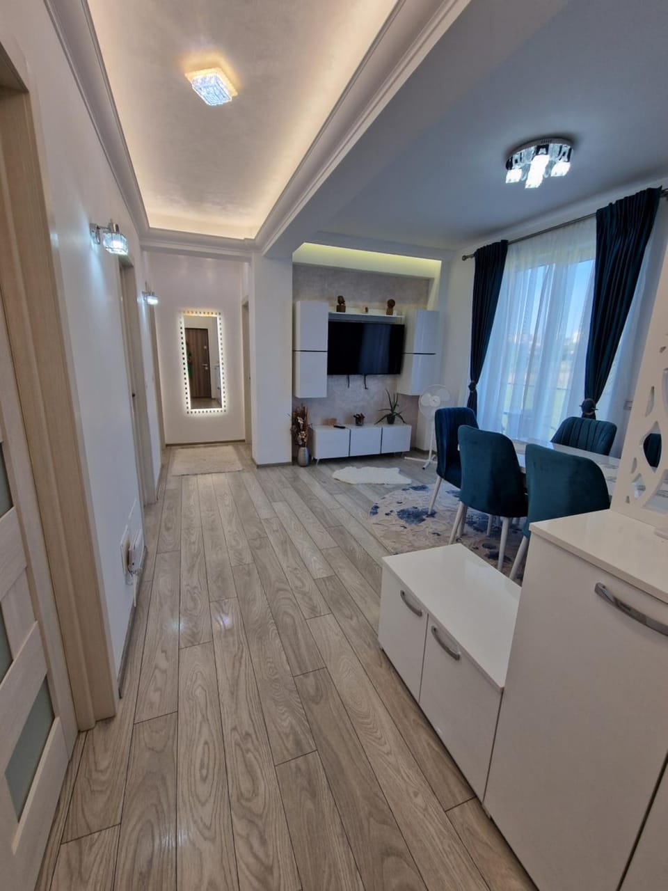 Communal lounge/ TV room, Living room