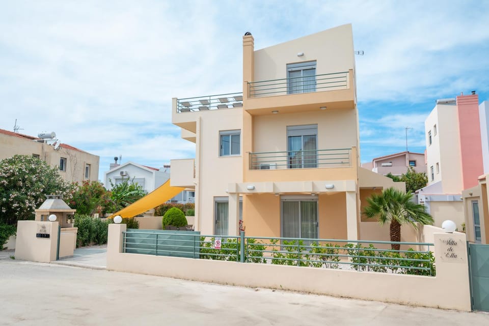 Property building, Neighbourhood