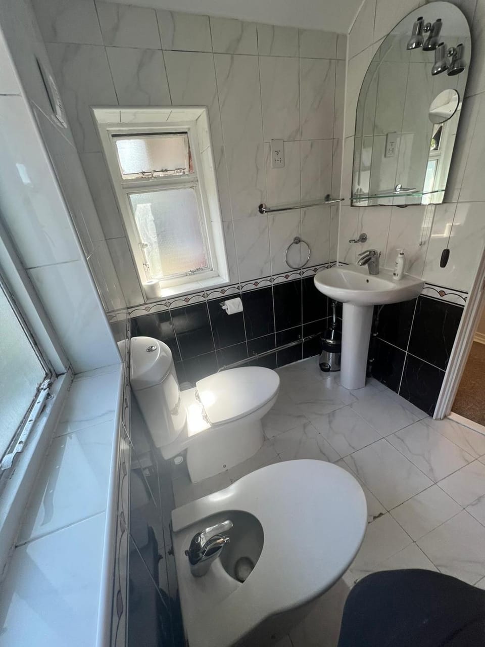 Toilet, Bathroom