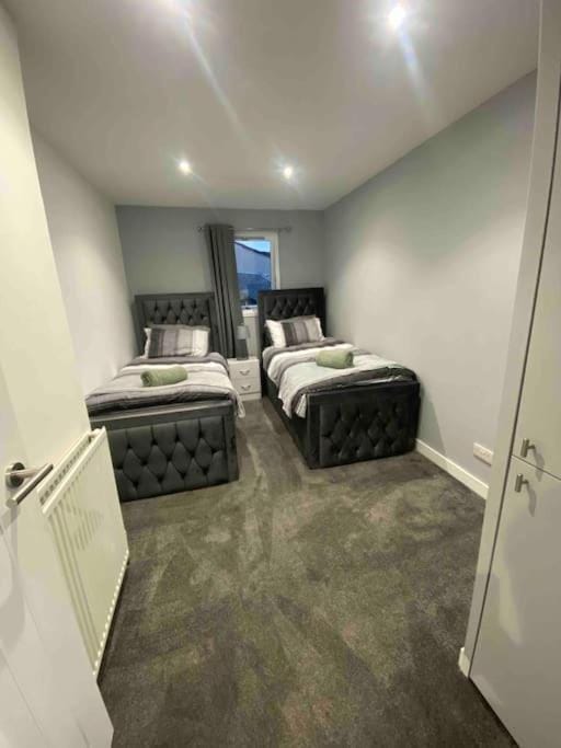 A modern and homely apartment Apartment in Scotland