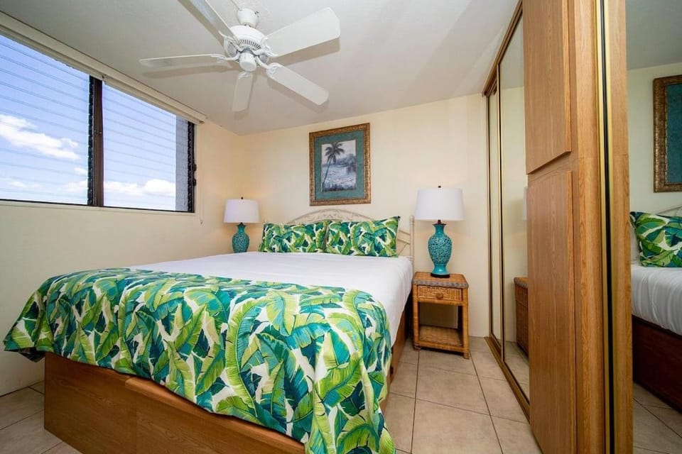 Kihei Akahi D402 · AKH D402 2BD Condo Across Beach Ocean View AC House in Wailea