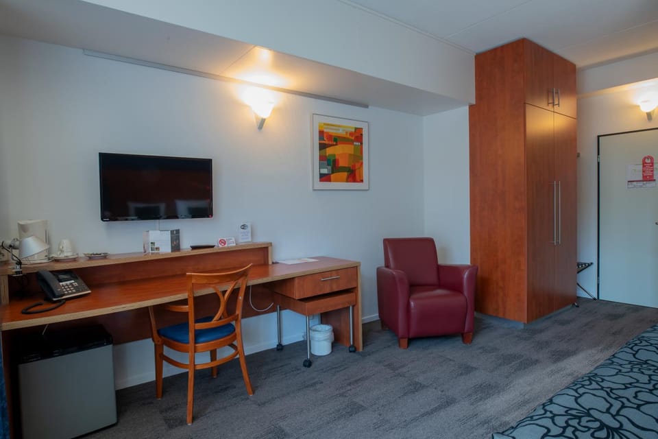 Photo of the whole room, Business facilities, furniture