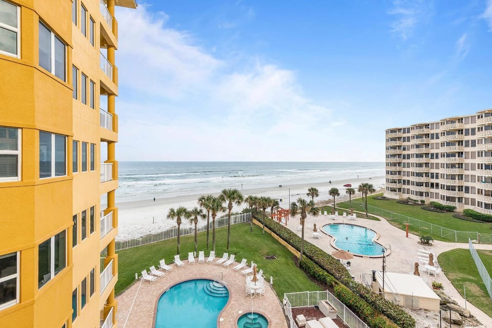 Atlantic Villas 402 House in New Smyrna Beach