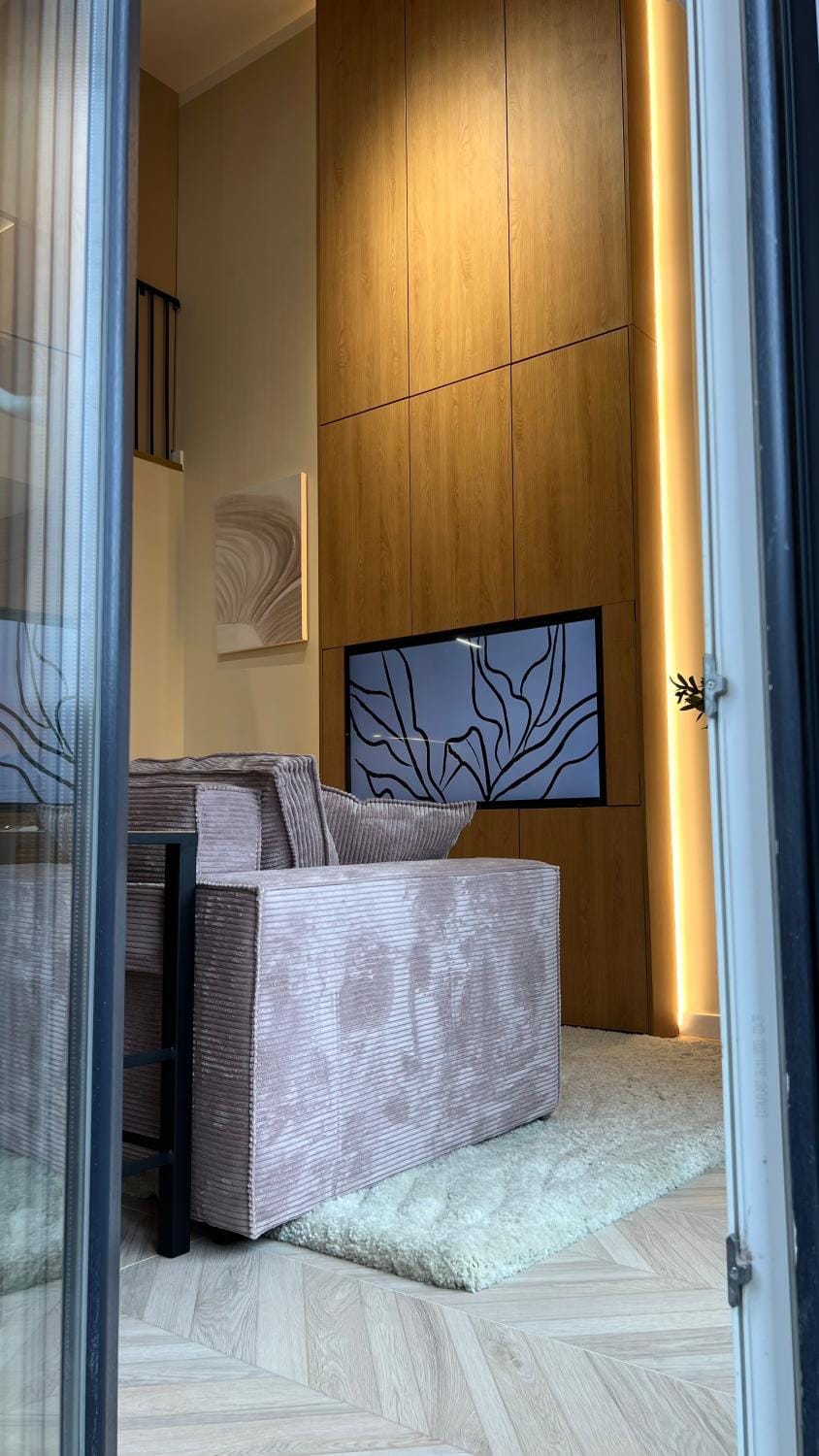 The Frame by Short Stay Apartment in Romania