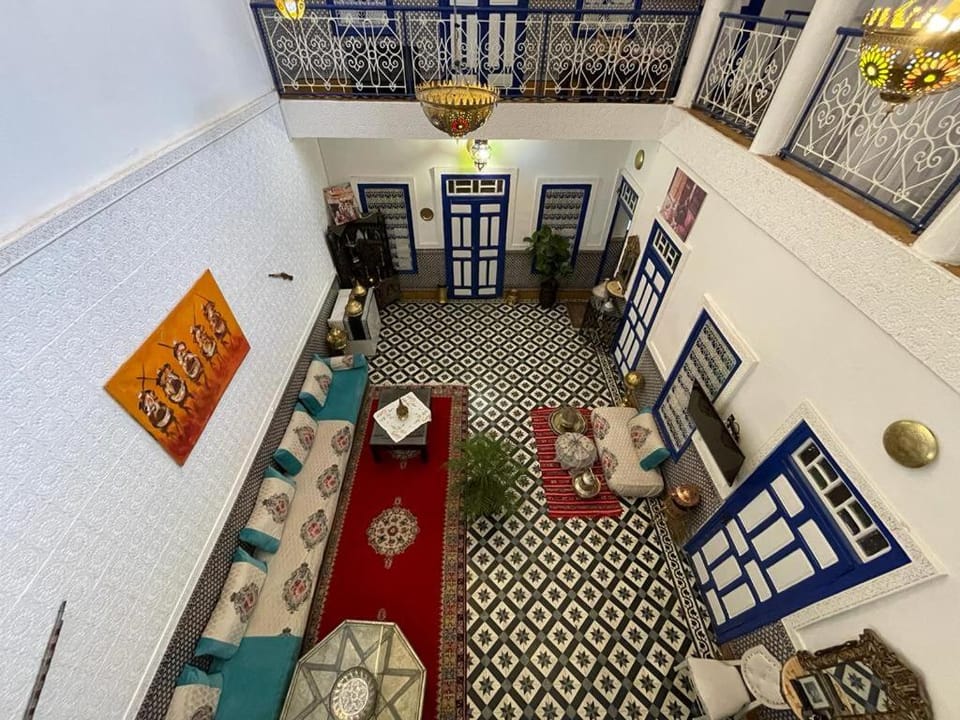 Seating area, Inner courtyard view