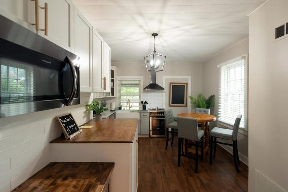 The Original Custom House! House in Saint Charles
