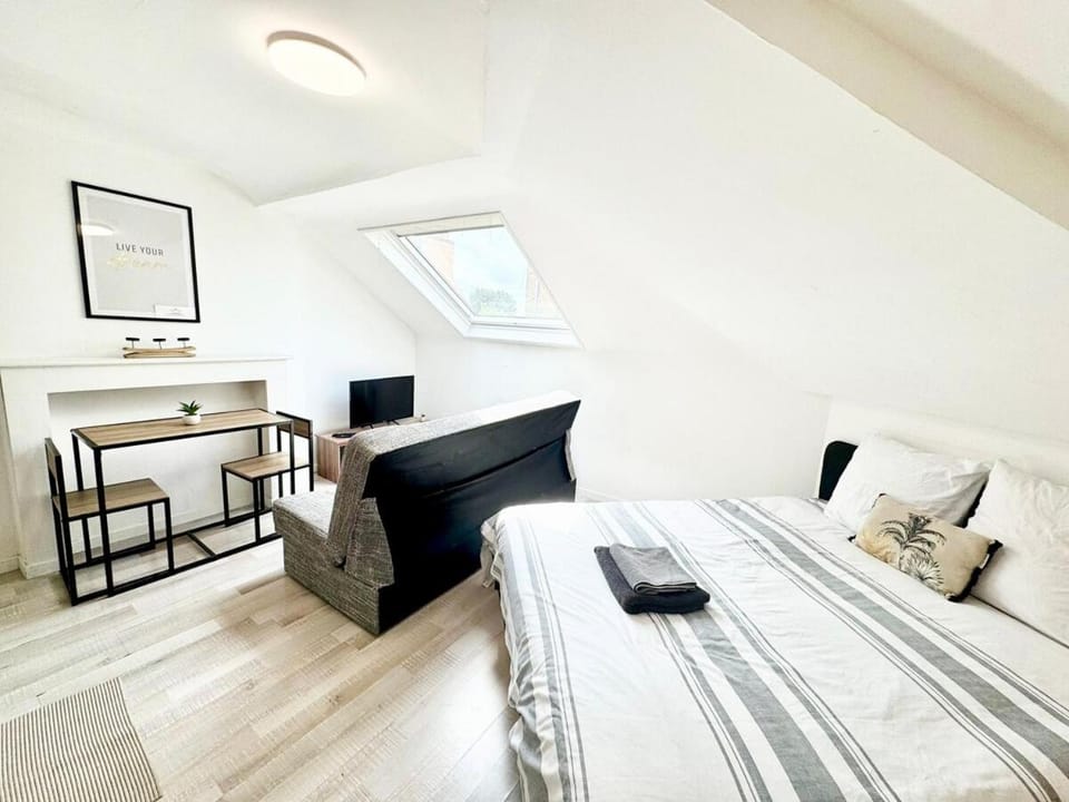 LeNova3 - Centre-ville - TV - WIFI Apartment in Calais