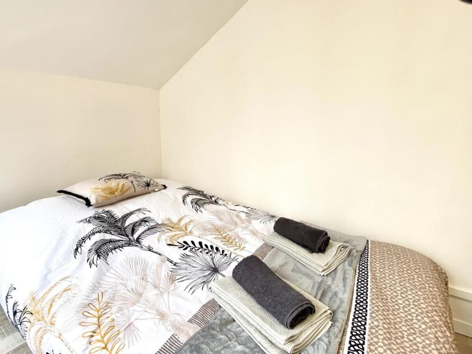 LeNova4 - Centre-ville - TV - WIFI Apartment in Calais