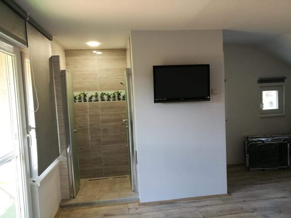 Shower, Property building