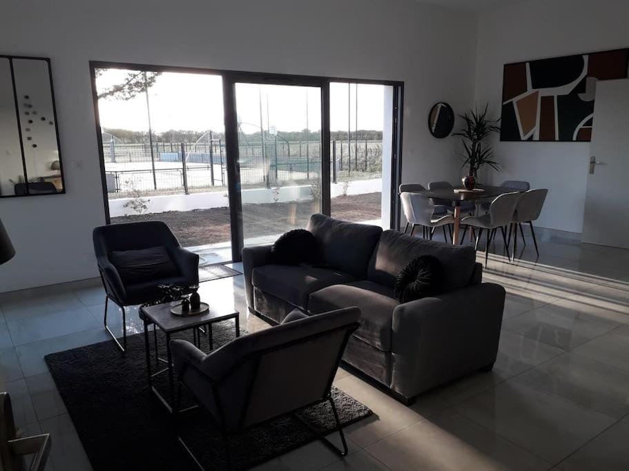 Maison neuve de standing 150 m2 House in Nouvelle-Aquitaine