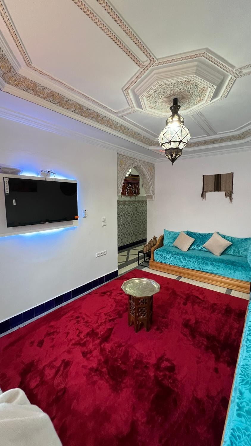 Riad dar Benaarab 2 aéroport 800 M Apartment in Marrakesh