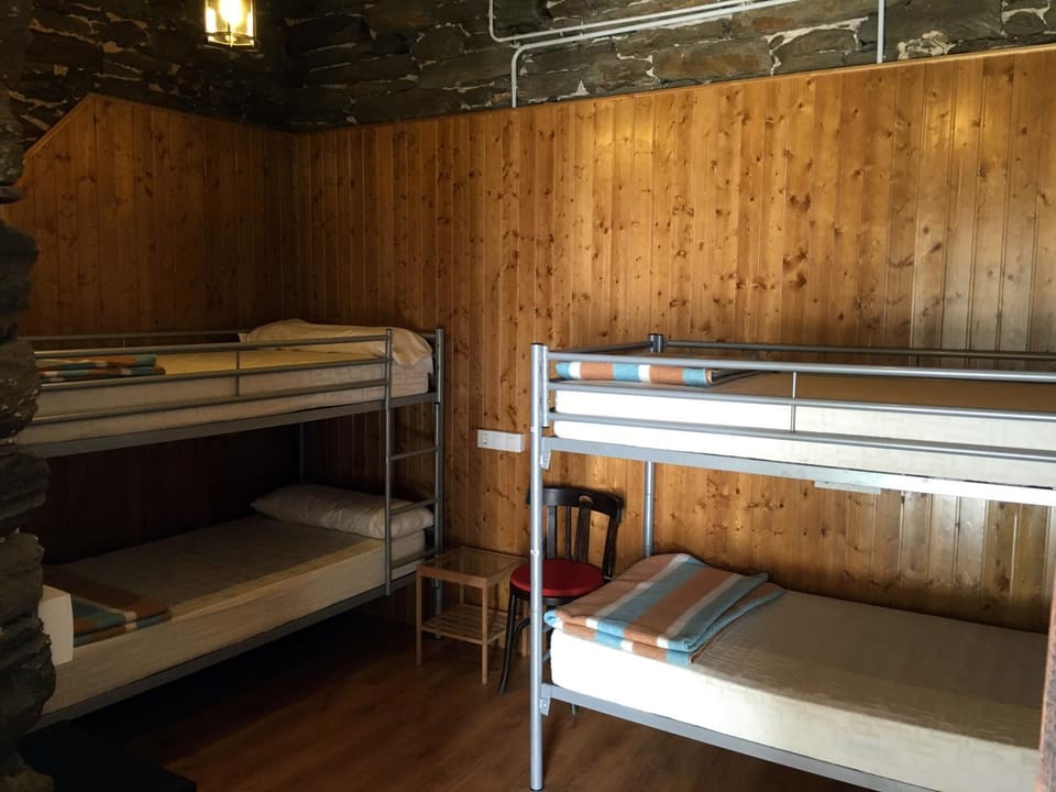Photo of the whole room, Bedroom, bunk bed