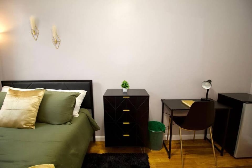 Bed, Bedroom
