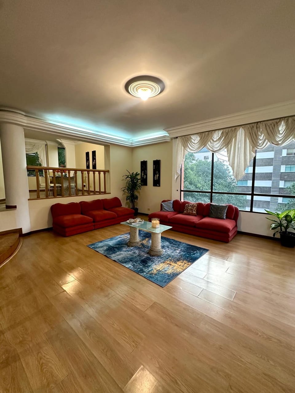 Living room, Seating area