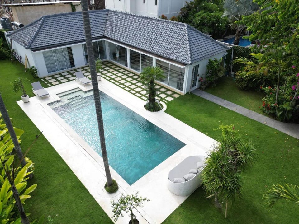 Property building, Garden, Garden view, Pool view, Area and facilities, Area and facilities, Swimming pool, Swimming pool