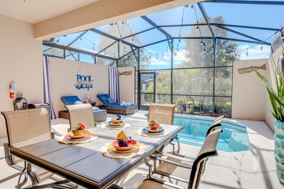 Patio, Seating area, Swimming pool, sunbed
