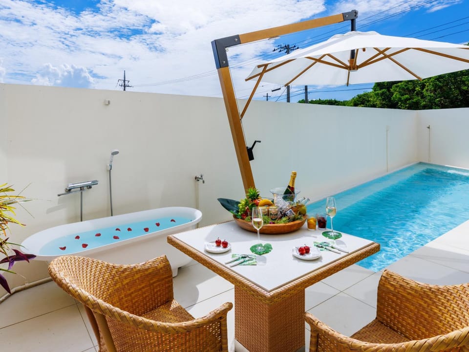 Patio, Pool view, Swimming pool
