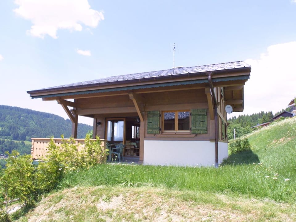 Chalet spacieux pour 10 pers. avec Wi-Fi et cheminée - FR-1-671-43 Chalet in Les Gets