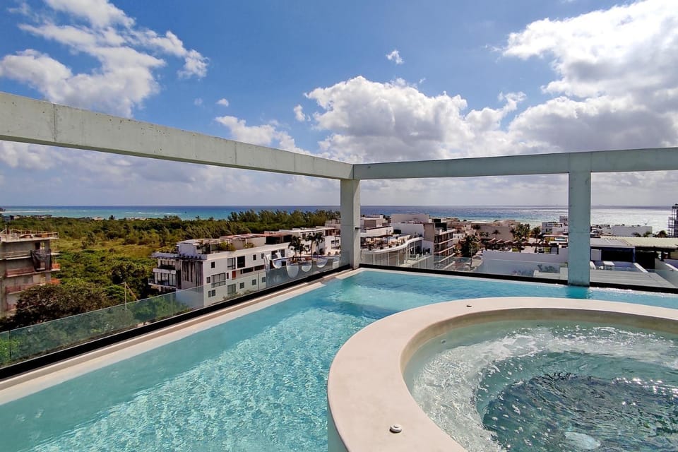Day, Natural landscape, Hot Tub, View (from property/room), Pool view, Swimming pool