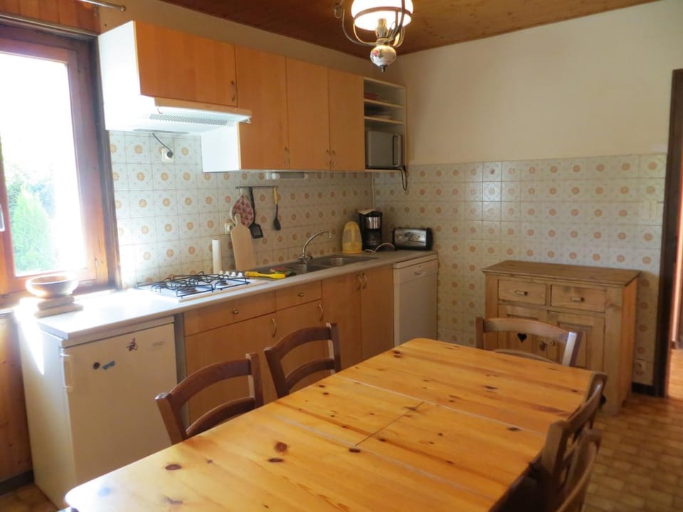 Appartement familial aux Gets, 2 chambres, parking, Wi-Fi, animaux admis - FR-1-671-88 Apartment in Les Gets