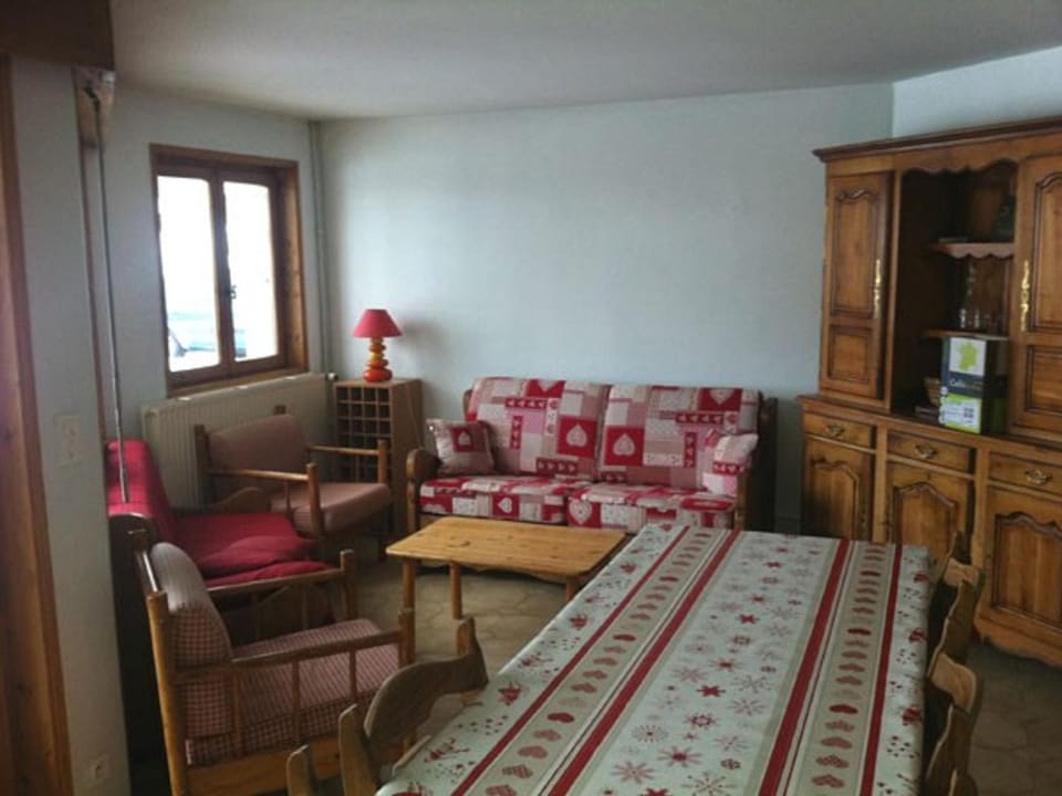 Chalet spacieux aux Gets - 4 chambres, 12 pers, proche centre et remontées, Wi-Fi, garage Chalet in Les Gets