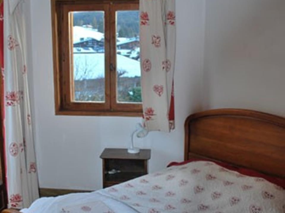 Chalet spacieux aux Gets - 4 chambres, 12 pers, proche centre et remontées, Wi-Fi, garage Chalet in Les Gets