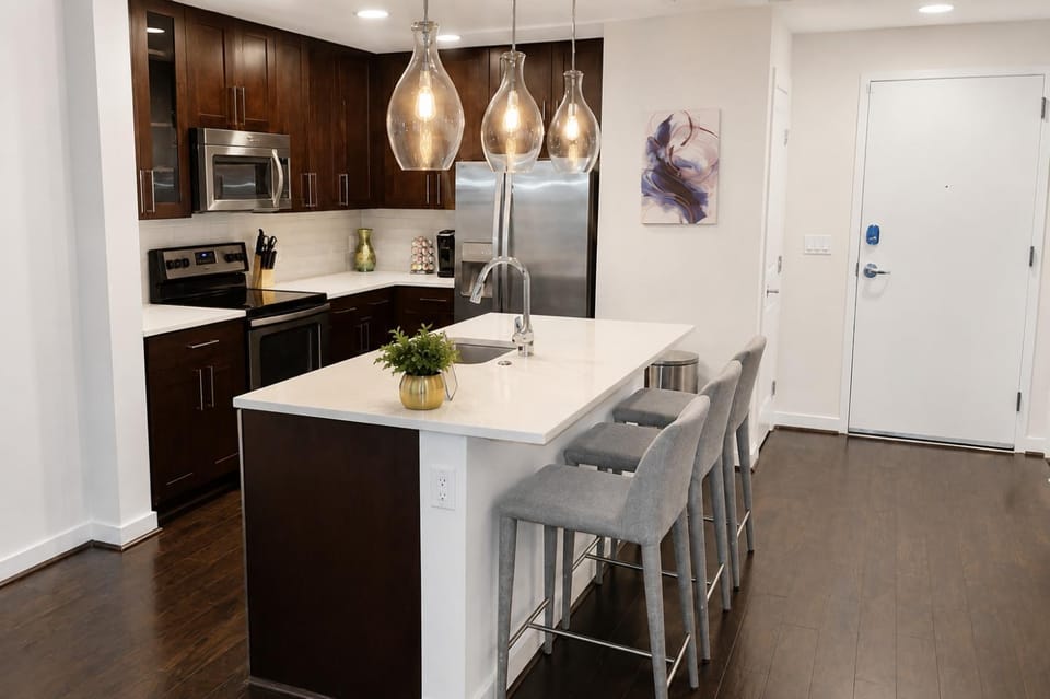 The Luxe City View Romantic Escape Apartment in Buckhead