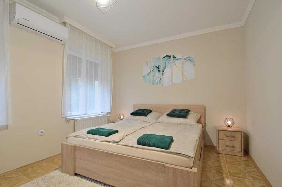 Huba 2 Apartman Apartment in Hungary