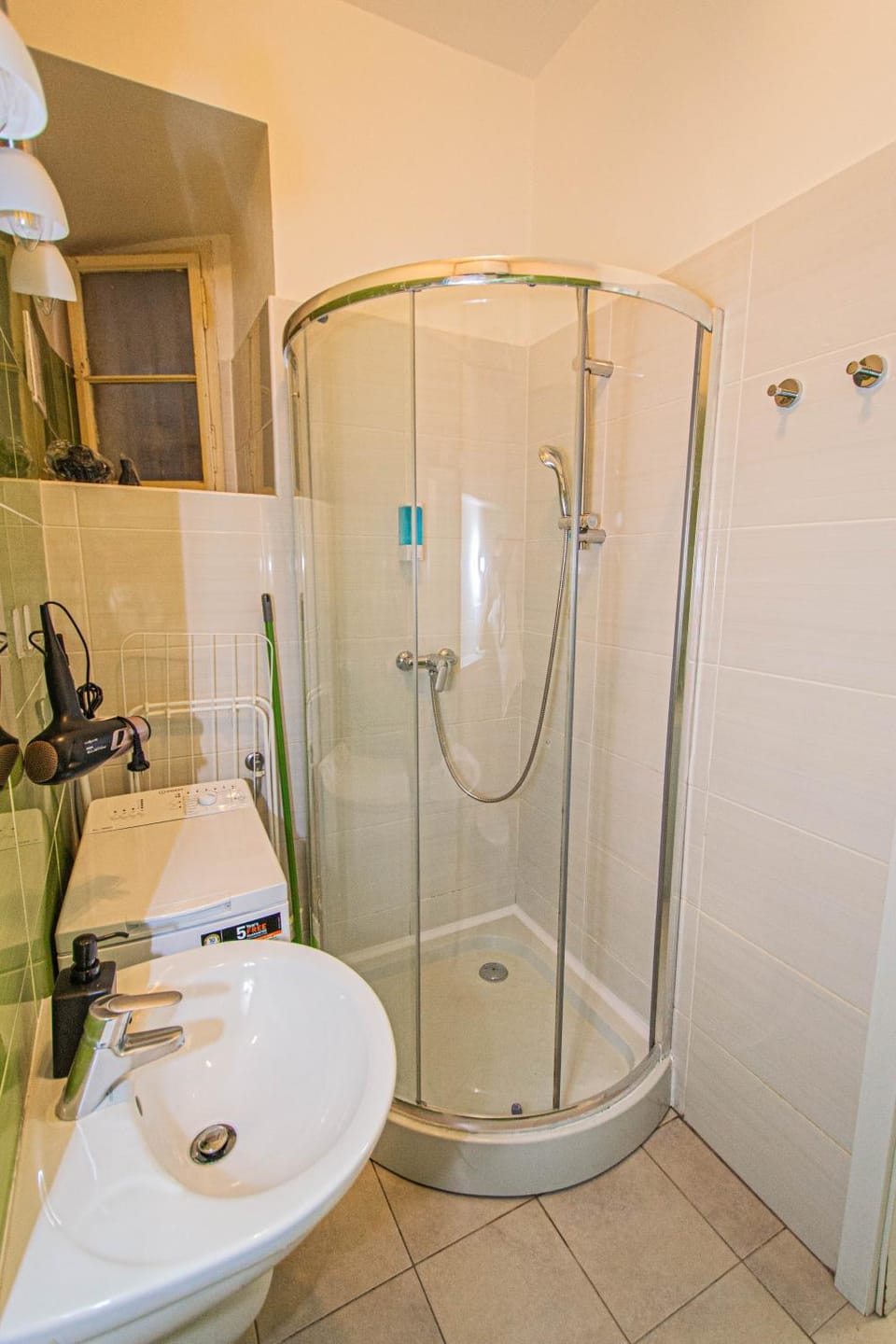 Shower, Bathroom, washing machine