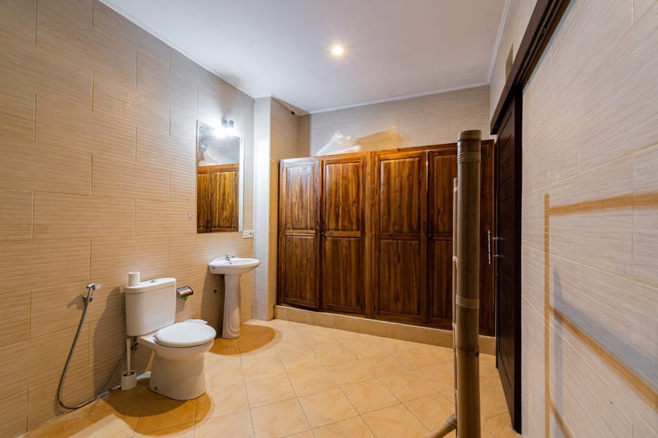 Bathroom, bidet