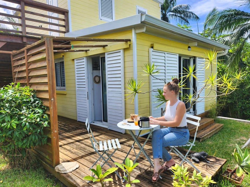 Property building, Patio, Garden, Garden view