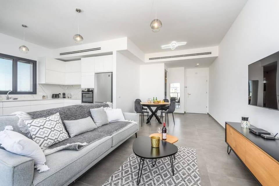 Bat Yam SEA VIEW 2BR/2Bath in New Building Apartment in Center District