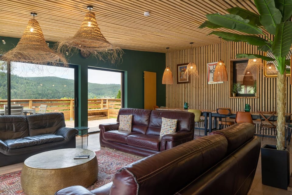 Living room, Decorative detail