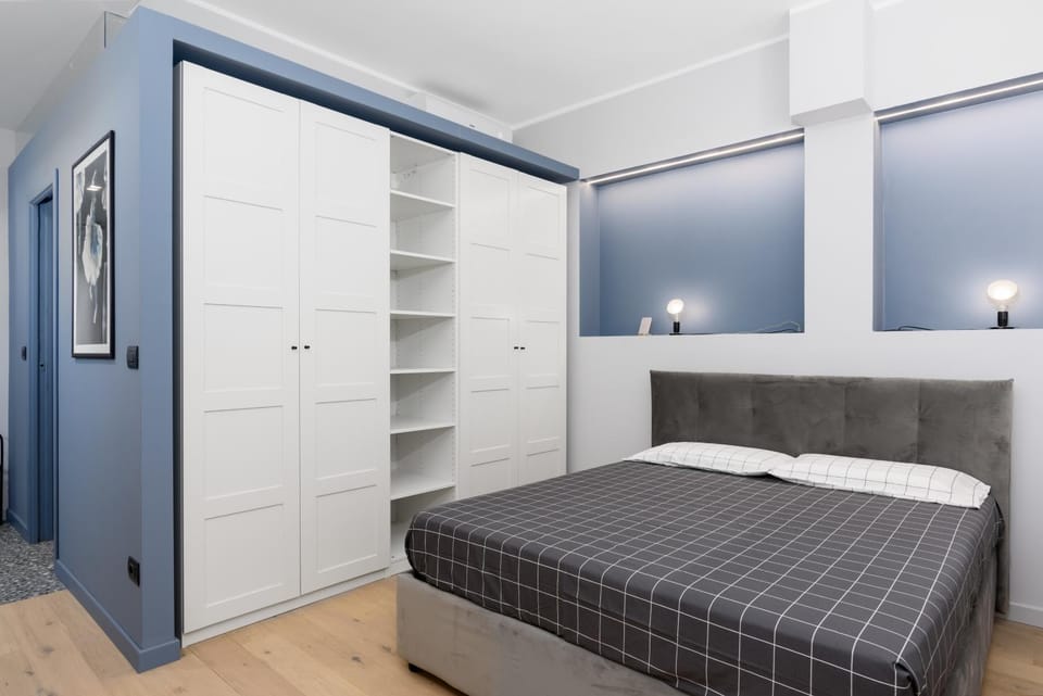 Bed, Photo of the whole room, Bedroom, wardrobe