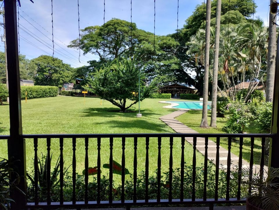 Garden, Balcony/Terrace