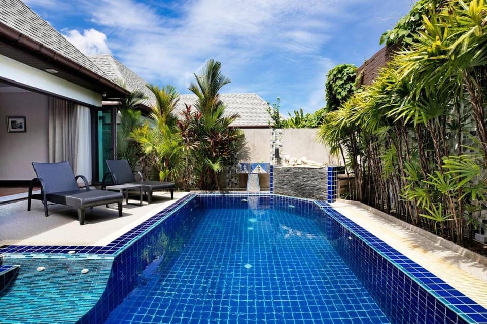 Private Pool Villa Nai Harn beach Villa in Rawai
