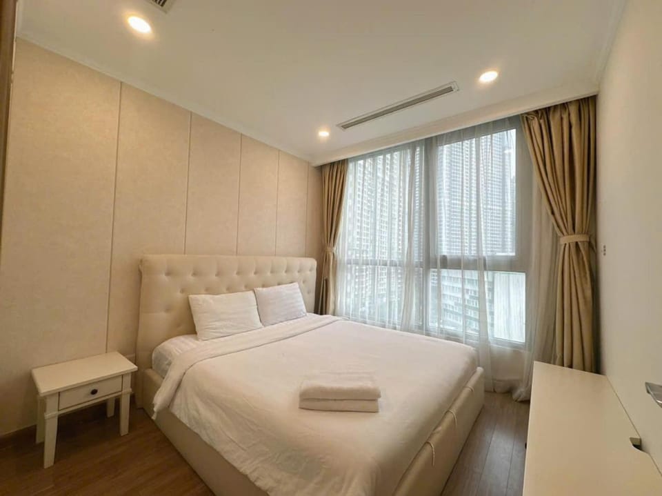 Vinhomes Central Park - Luxury 1,2,3,4 bedroom apartments - Khu đô thị ven sông đẹp nhất TP HCM Apartment in Ho Chi Minh City