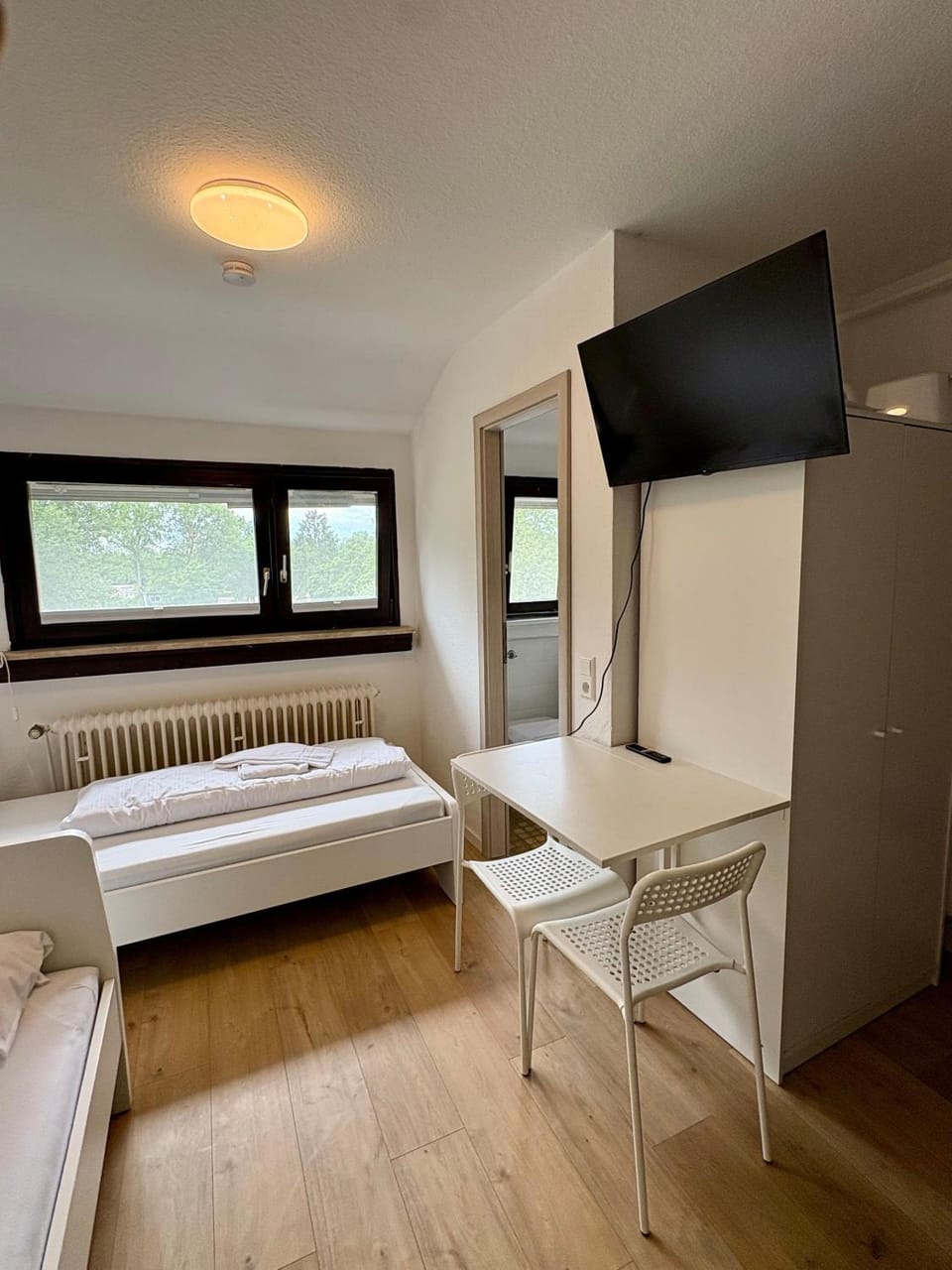 TV and multimedia, Photo of the whole room, wardrobe