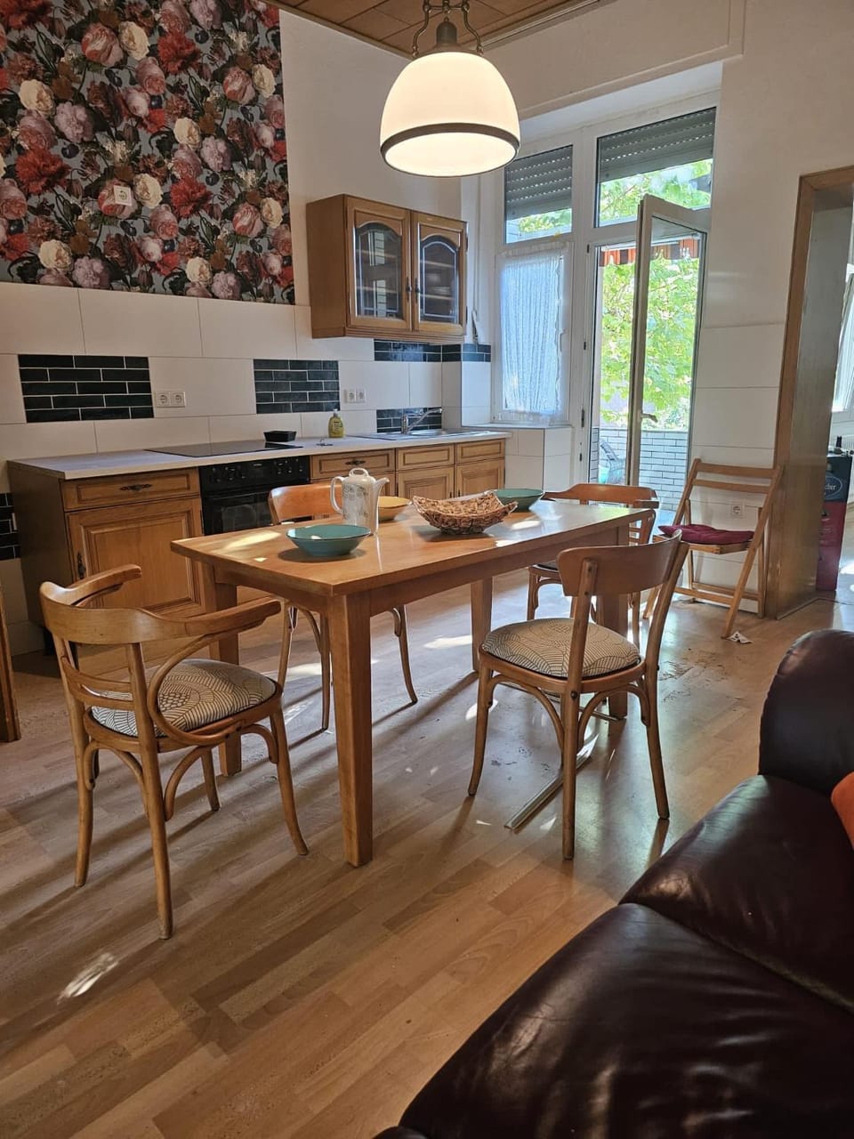 2Schlafzimmer, Wohnküche&Balkon Apartment in Oberhausen