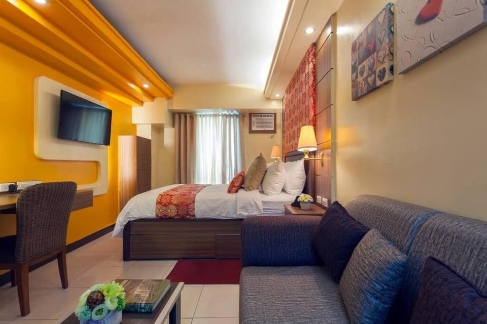 Tivoli Garden Residences - Iris Tower Apartment in Mandaluyong