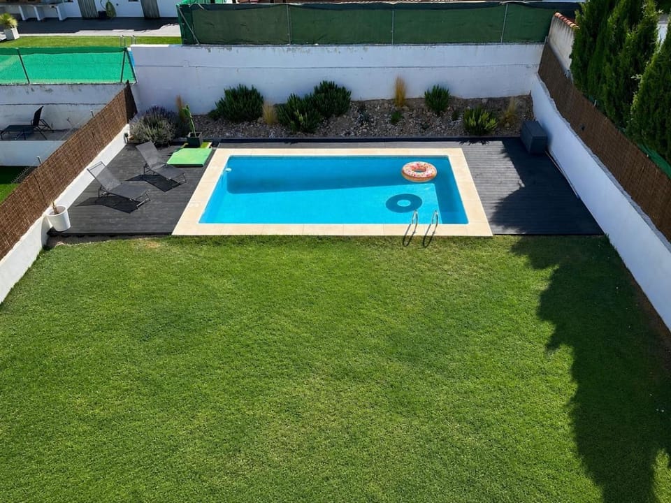 Casa , Dílar, Granada con jardin y piscina House in Andalusia