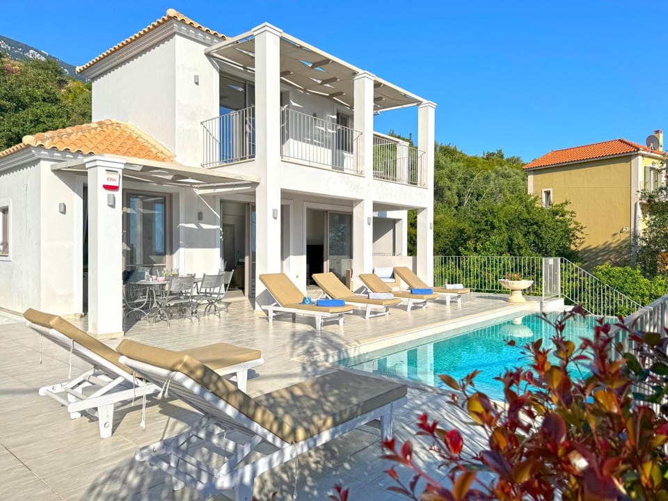 Villa Effi Lourdata Villa in Cephalonia