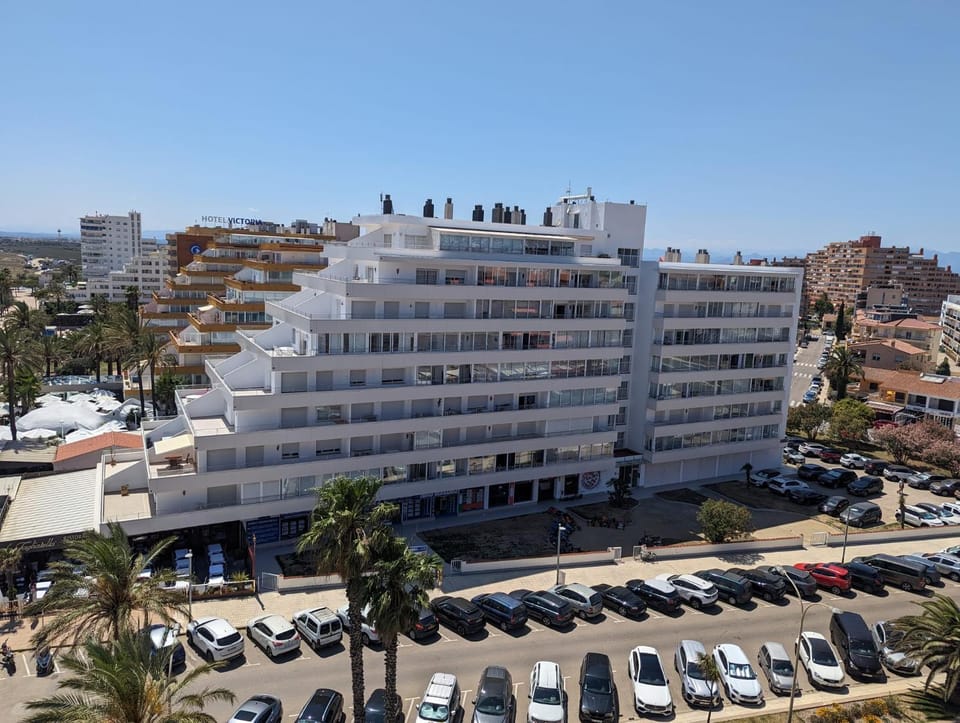 Property building, Street view, Location