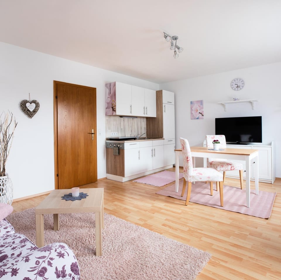 Kitchen or kitchenette, Photo of the whole room