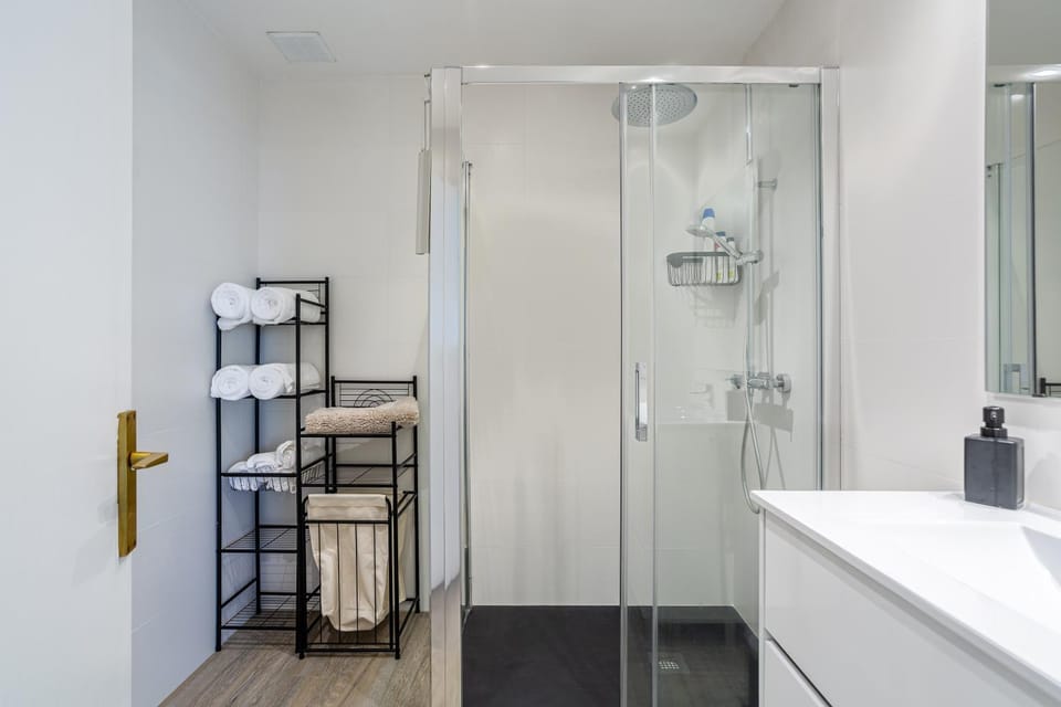 Bathroom, Living room