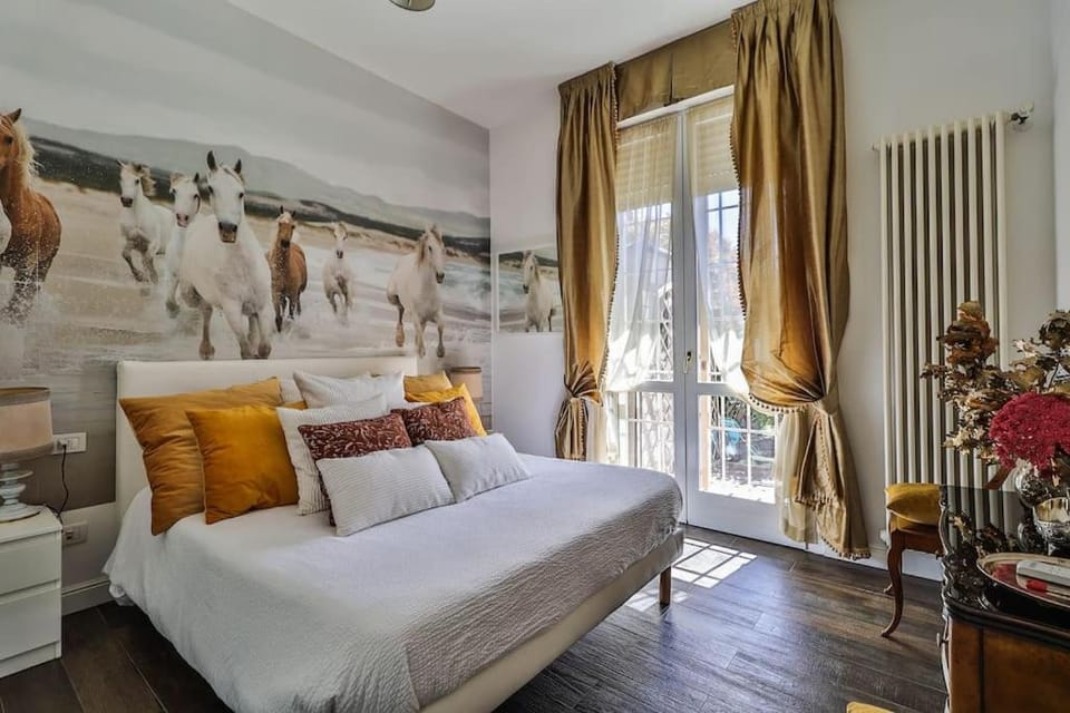 Bologna Luxe Haven Apartment in Bologna